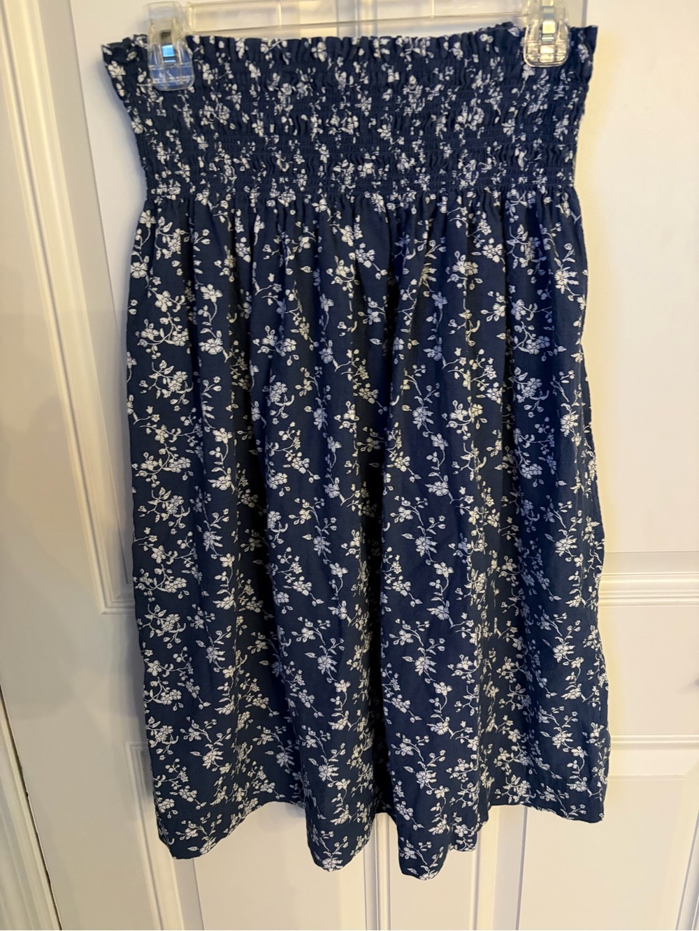Universal Thread Navy Blue Floral Smocked Midi Skirt
